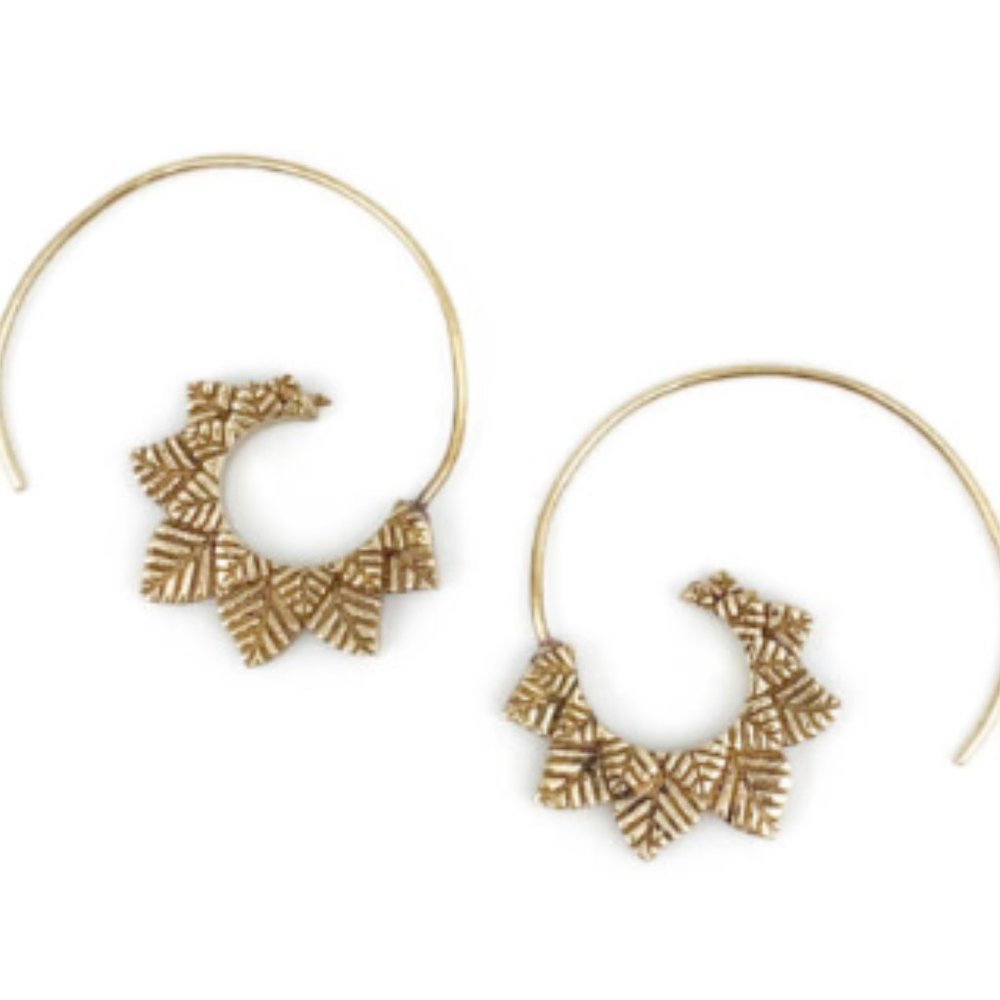 Tanvi Collection Earrings – Gold Simple Leaves Open Hoop